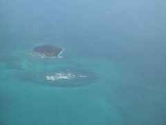 Kleine Insel mit Riff